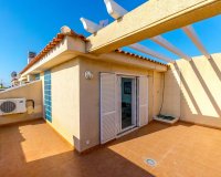 Herverkoop - Dúplex -
Orihuela Costa - Playa Flamenca