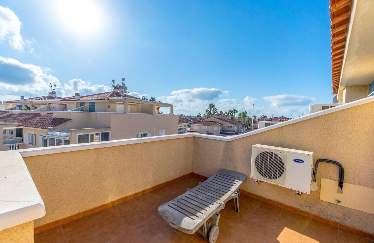 Herverkoop - Dúplex -
Orihuela Costa - Playa Flamenca