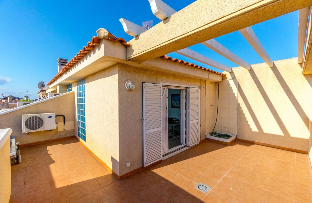 Herverkoop - Dúplex -
Orihuela Costa - Playa Flamenca