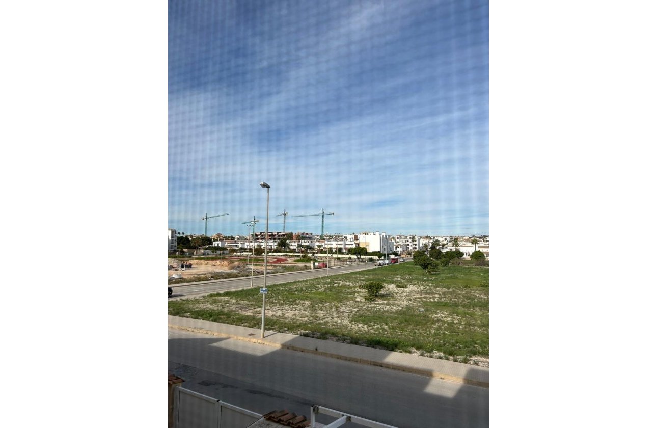 Herverkoop - Dúplex -
Orihuela Costa - Punta Prima