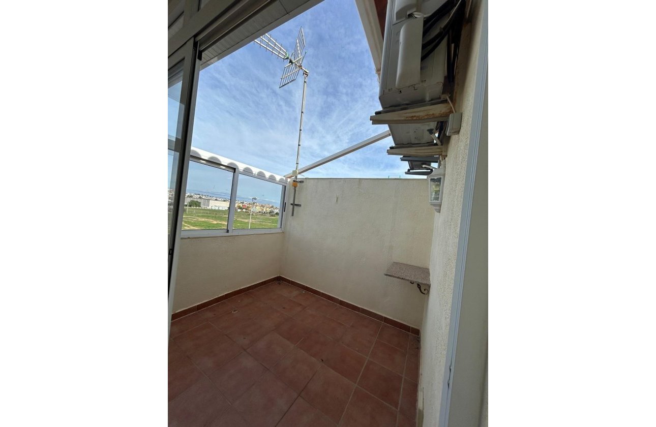 Herverkoop - Dúplex -
Orihuela Costa - Punta Prima