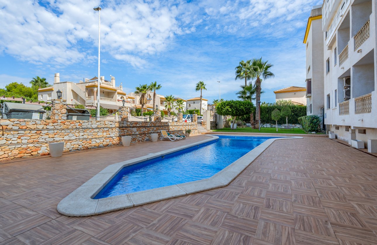Herverkoop - Duplex Penthouse -
Dehesa de Campoamor - Costa Blanca