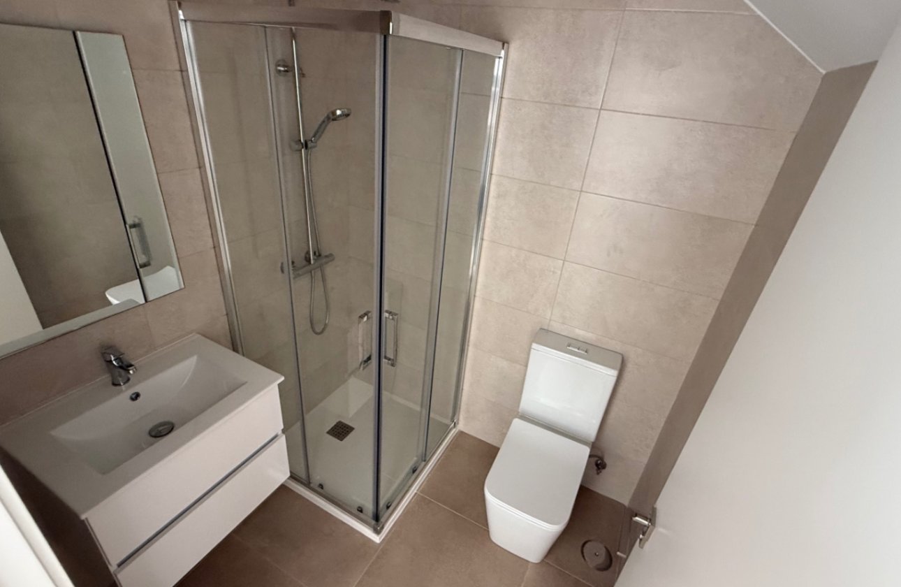 Herverkoop - Dúplex -
Pilar de la Horadada - Costa Blanca