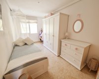 Herverkoop - Dúplex -
Playa Flamenca - Costa Blanca