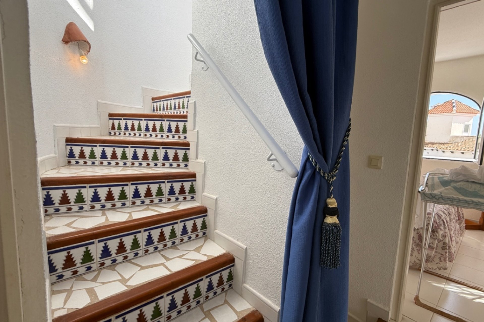 Herverkoop - Dúplex -
San Miguel de Salinas - Inland