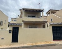 Herverkoop - Dúplex -
San Miguel de Salinas - Las Filipinas