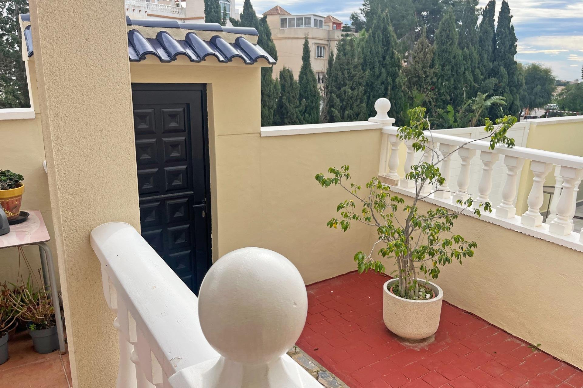 Herverkoop - Dúplex -
San Miguel de Salinas - Las Filipinas