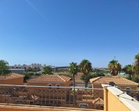 Herverkoop - Dúplex -
Torrevieja - Aguas Nuevas