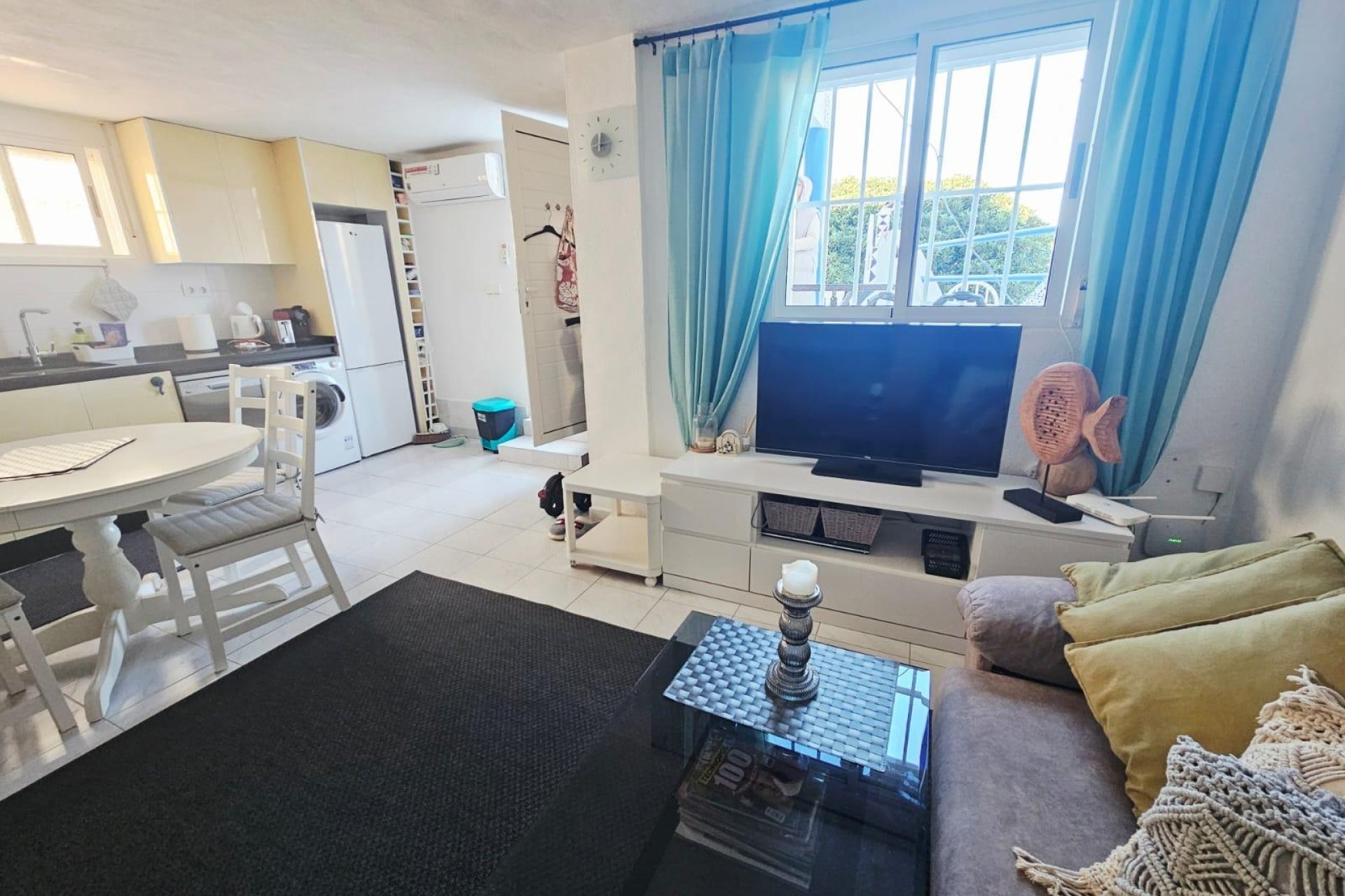 Herverkoop - Dúplex -
Torrevieja - Cabo Cervera