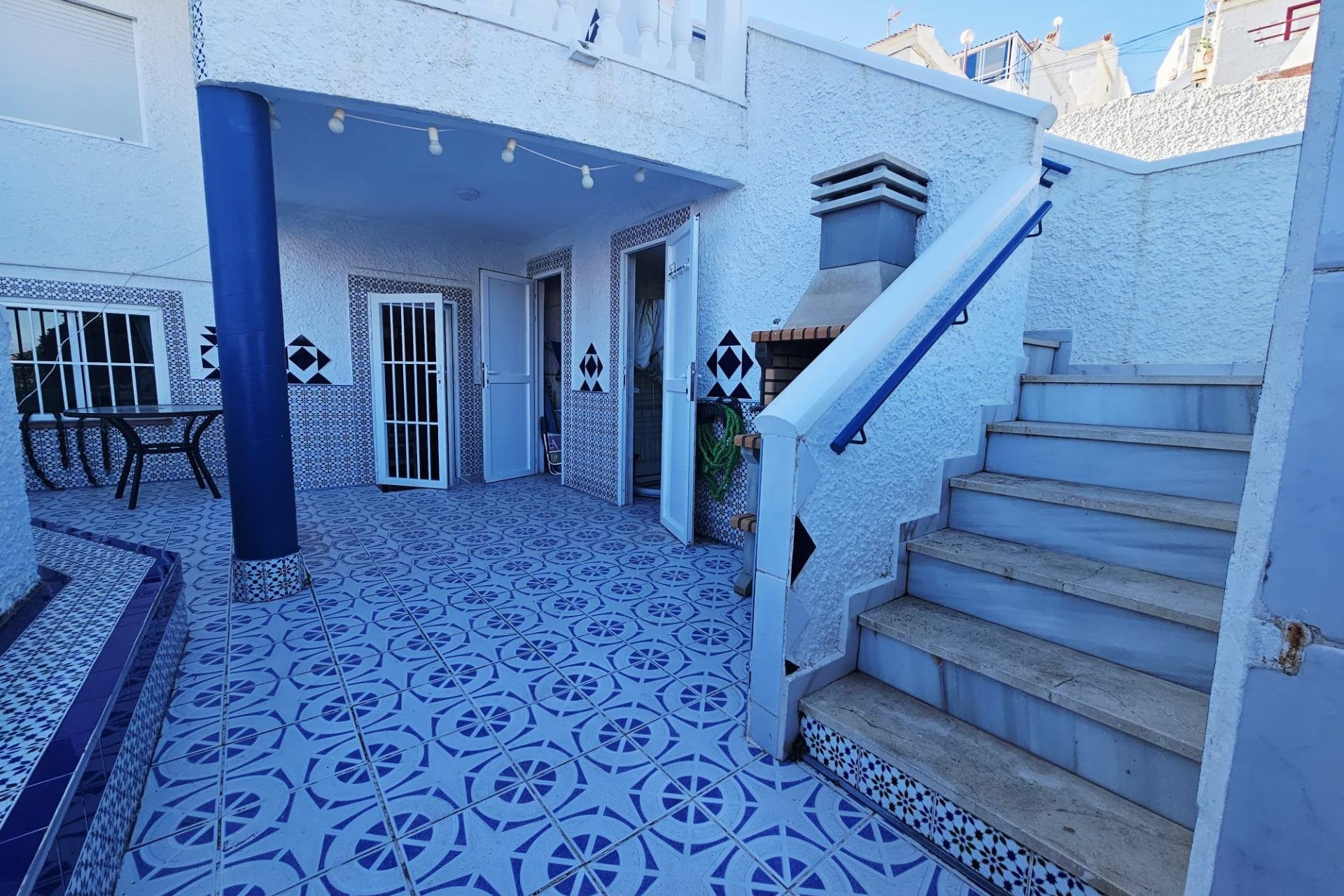 Herverkoop - Dúplex -
Torrevieja - Cabo Cervera