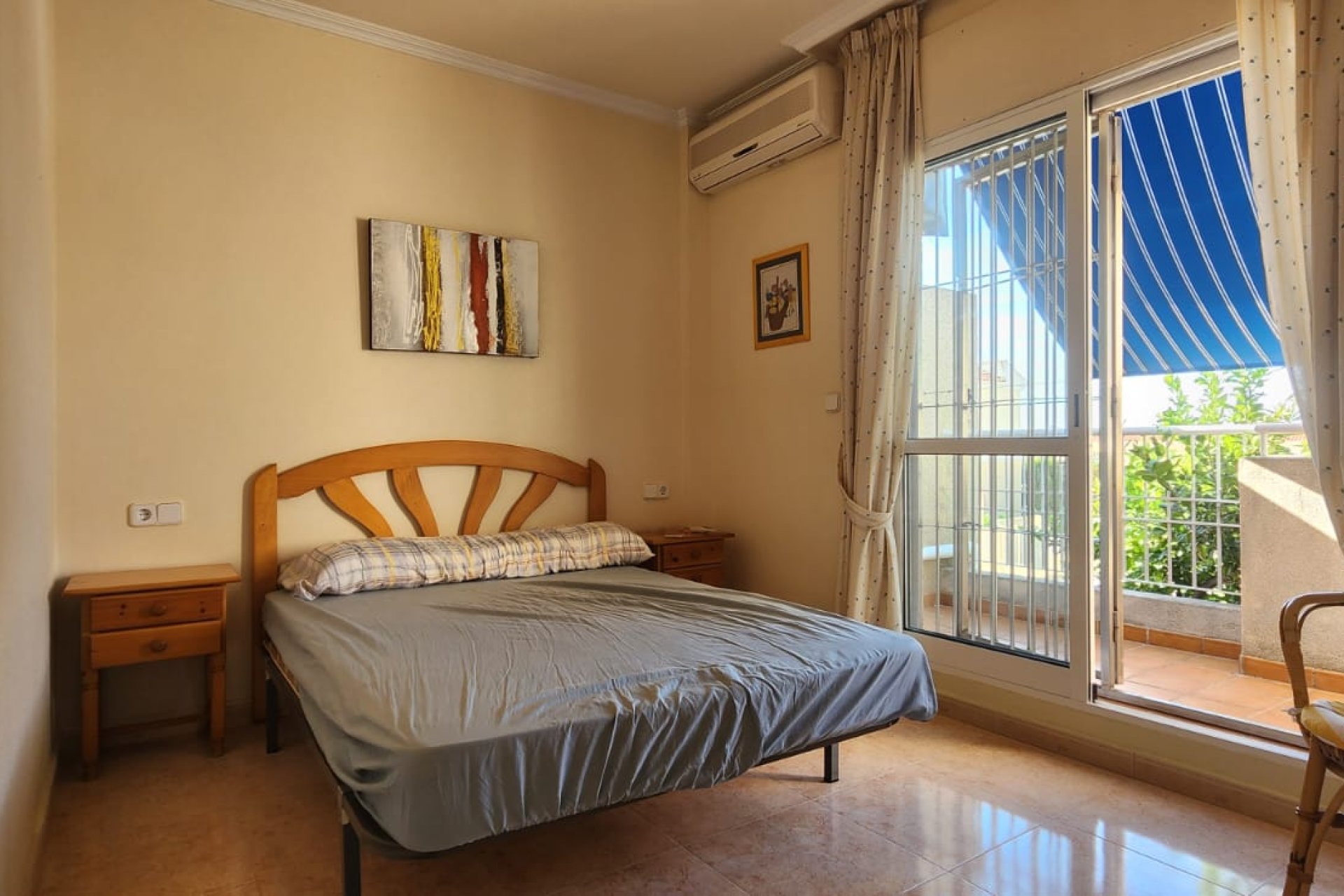 Herverkoop - Dúplex -
Torrevieja - Costa Blanca