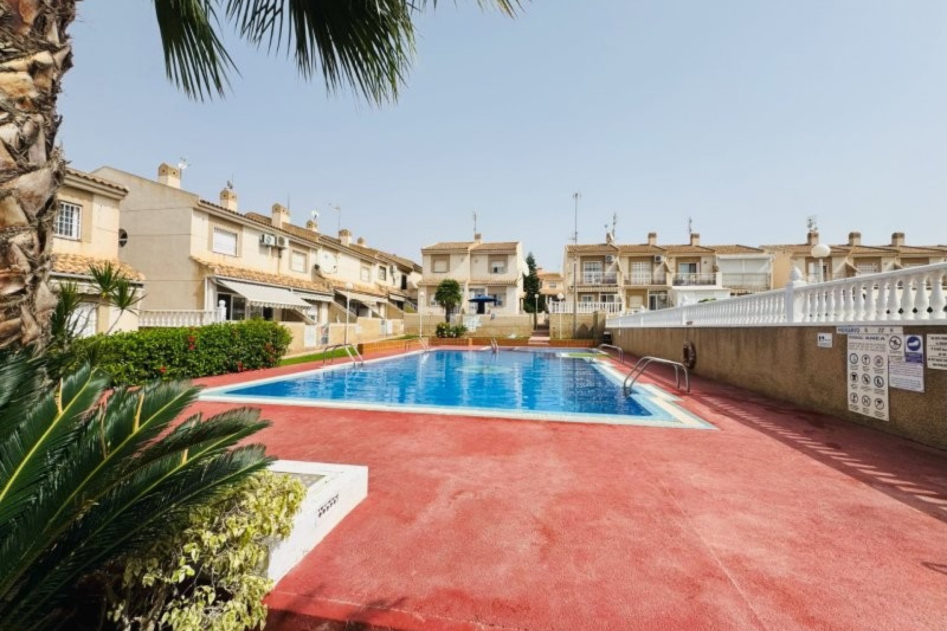 Herverkoop - Dúplex -
Torrevieja - Costa Blanca
