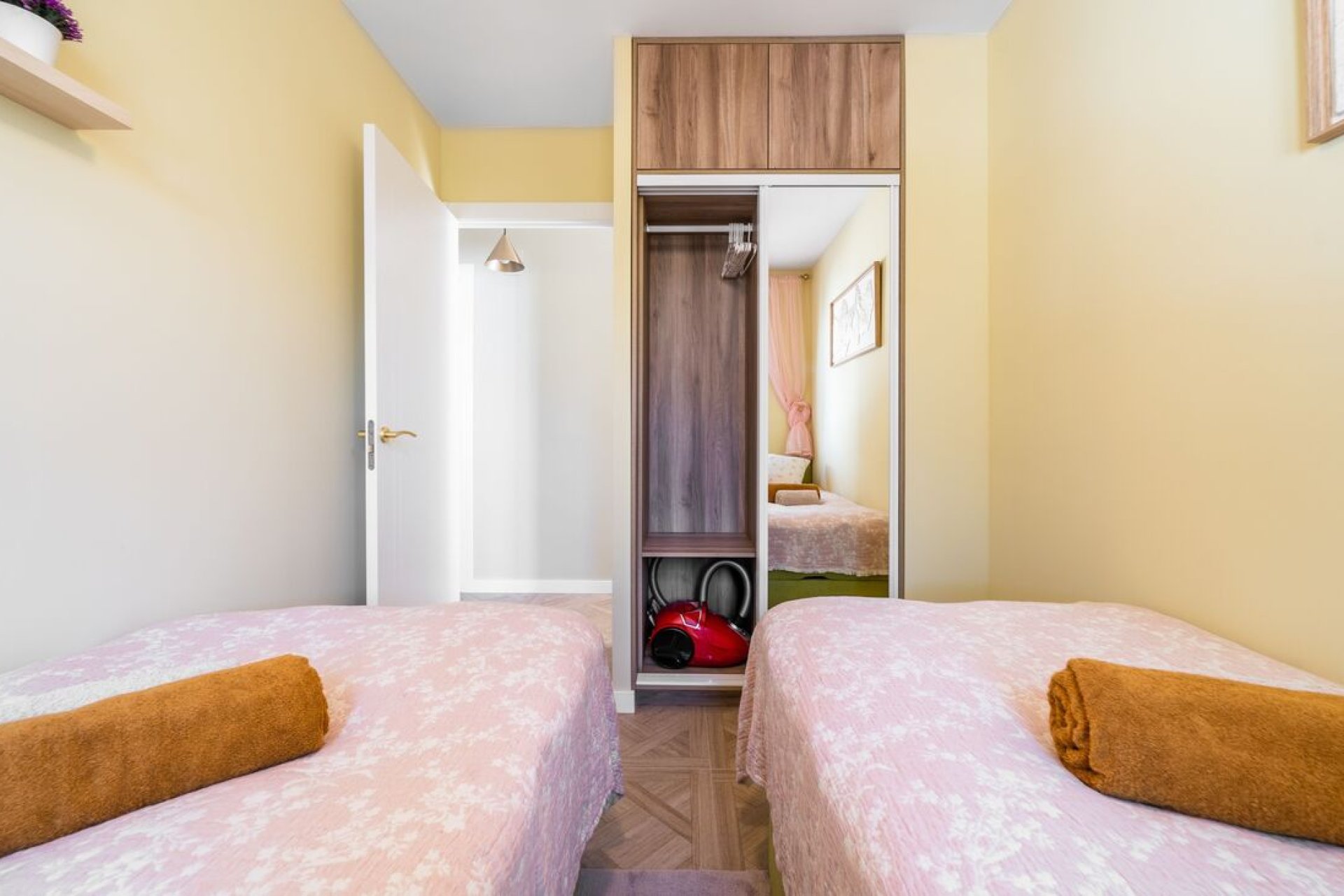 Herverkoop - Dúplex -
Torrevieja - Costa Blanca