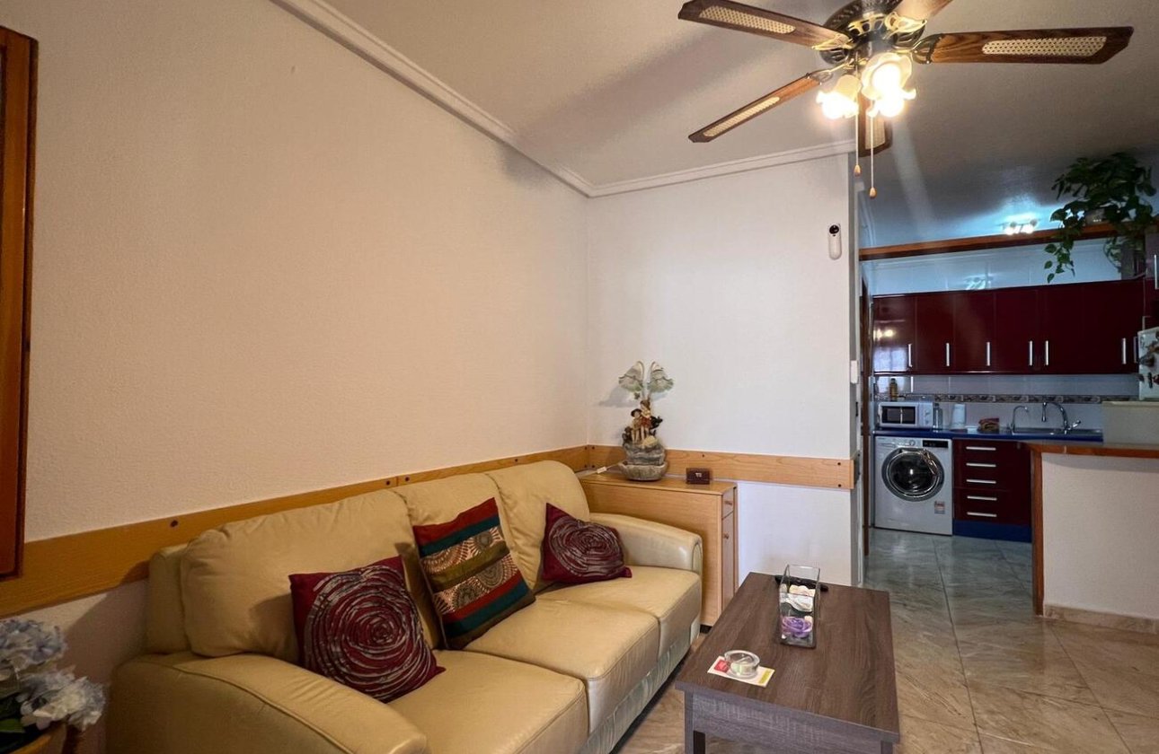 Herverkoop - Dúplex -
Torrevieja - Costa Blanca