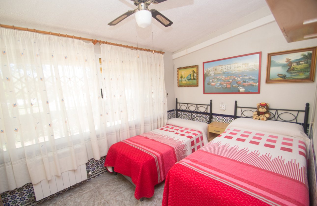 Herverkoop - Dúplex -
Torrevieja - Costa Blanca