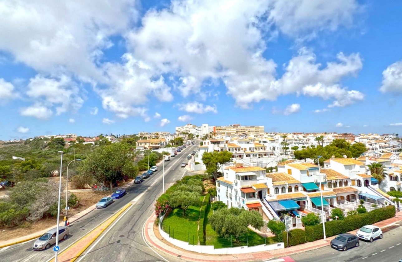 Herverkoop - Dúplex -
Torrevieja - Costa Blanca