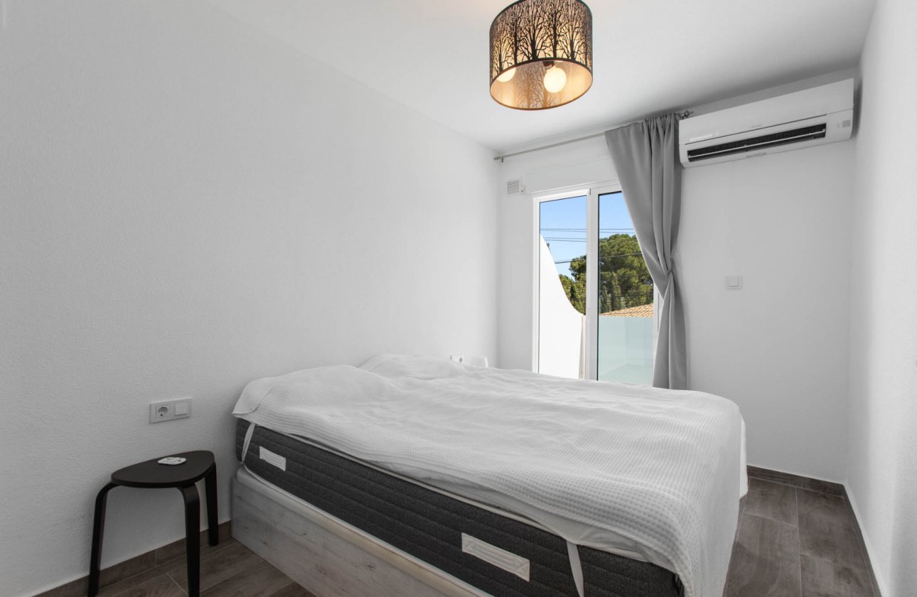 Herverkoop - Dúplex -
Torrevieja - Costa Blanca