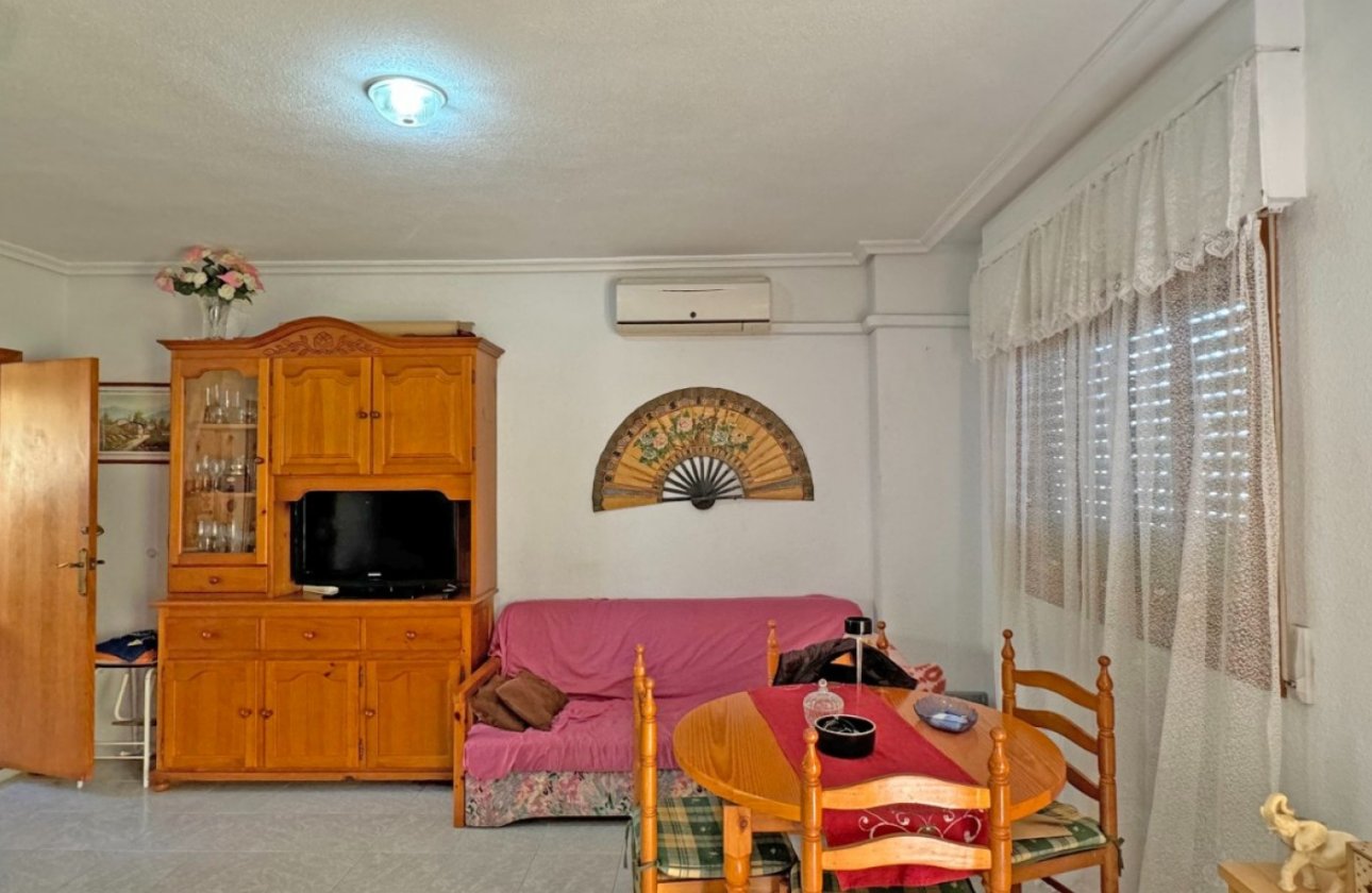 Herverkoop - Dúplex -
Torrevieja - Costa Blanca