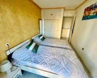 Herverkoop - Dúplex -
Torrevieja - Costa Blanca