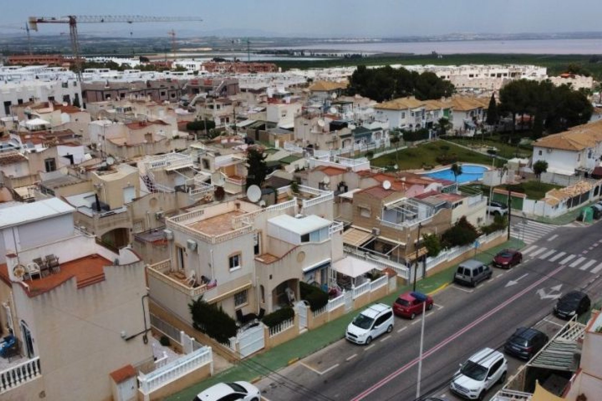 Herverkoop - Dúplex -
Torrevieja - Costa Blanca