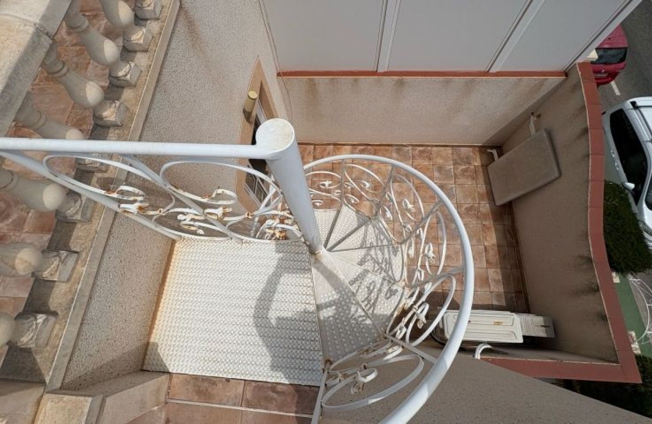 Herverkoop - Dúplex -
Torrevieja - Costa Blanca