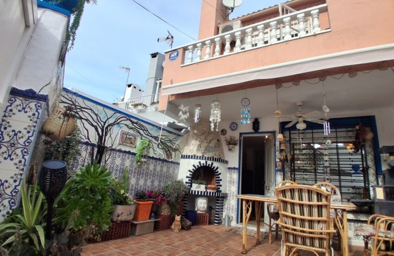 Herverkoop - Dúplex -
Torrevieja - Costa Blanca