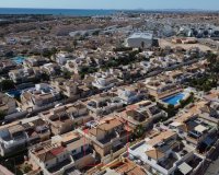 Herverkoop - Dúplex -
Torrevieja - Costa Blanca