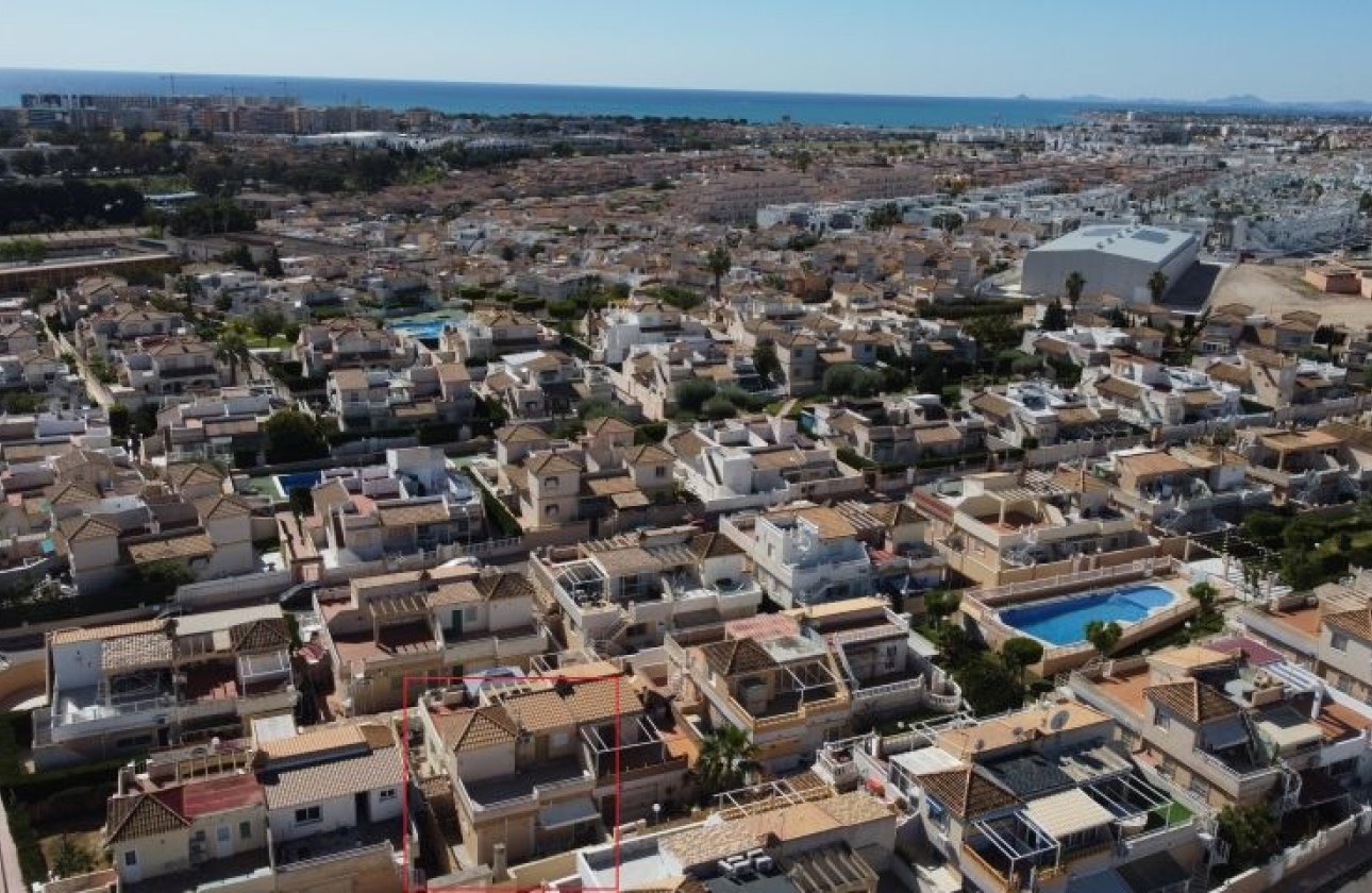 Herverkoop - Dúplex -
Torrevieja - Costa Blanca