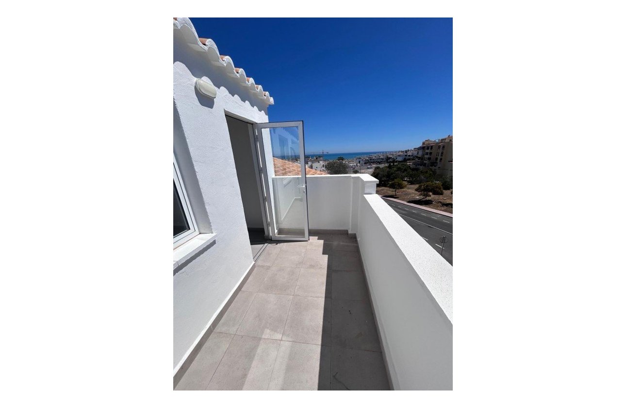 Herverkoop - Dúplex -
Torrevieja - Costa Blanca