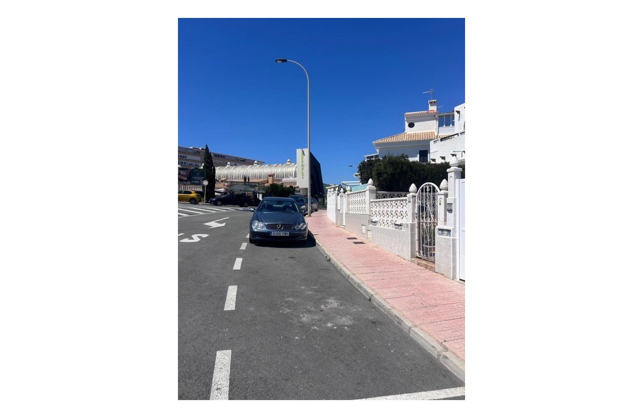 Herverkoop - Dúplex -
Torrevieja - Costa Blanca