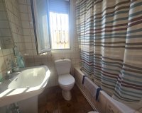 Herverkoop - Dúplex -
Torrevieja - Habaneras