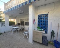 Herverkoop - Dúplex -
Torrevieja - Habaneras
