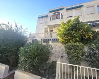 Herverkoop - Dúplex -
Torrevieja - Habaneras