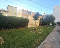 Herverkoop - Dúplex -
Torrevieja - Habaneras