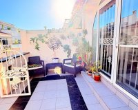 Herverkoop - Dúplex -
Torrevieja - La Siesta - El Salado - Torreta