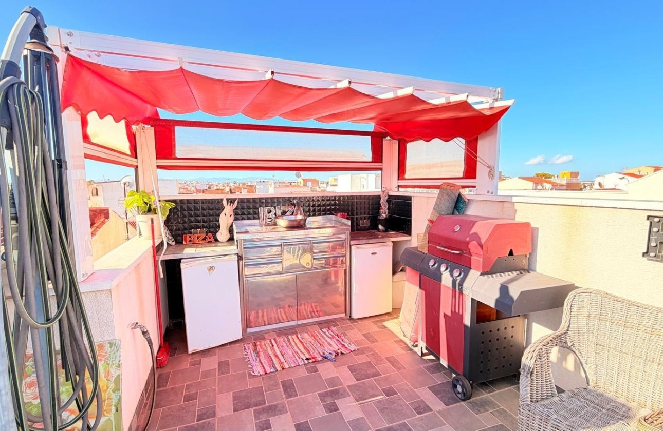Herverkoop - Dúplex -
Torrevieja - La Siesta - El Salado - Torreta