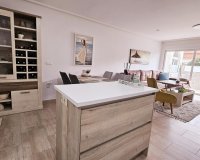 Herverkoop - Dúplex -
Torrevieja - La Siesta