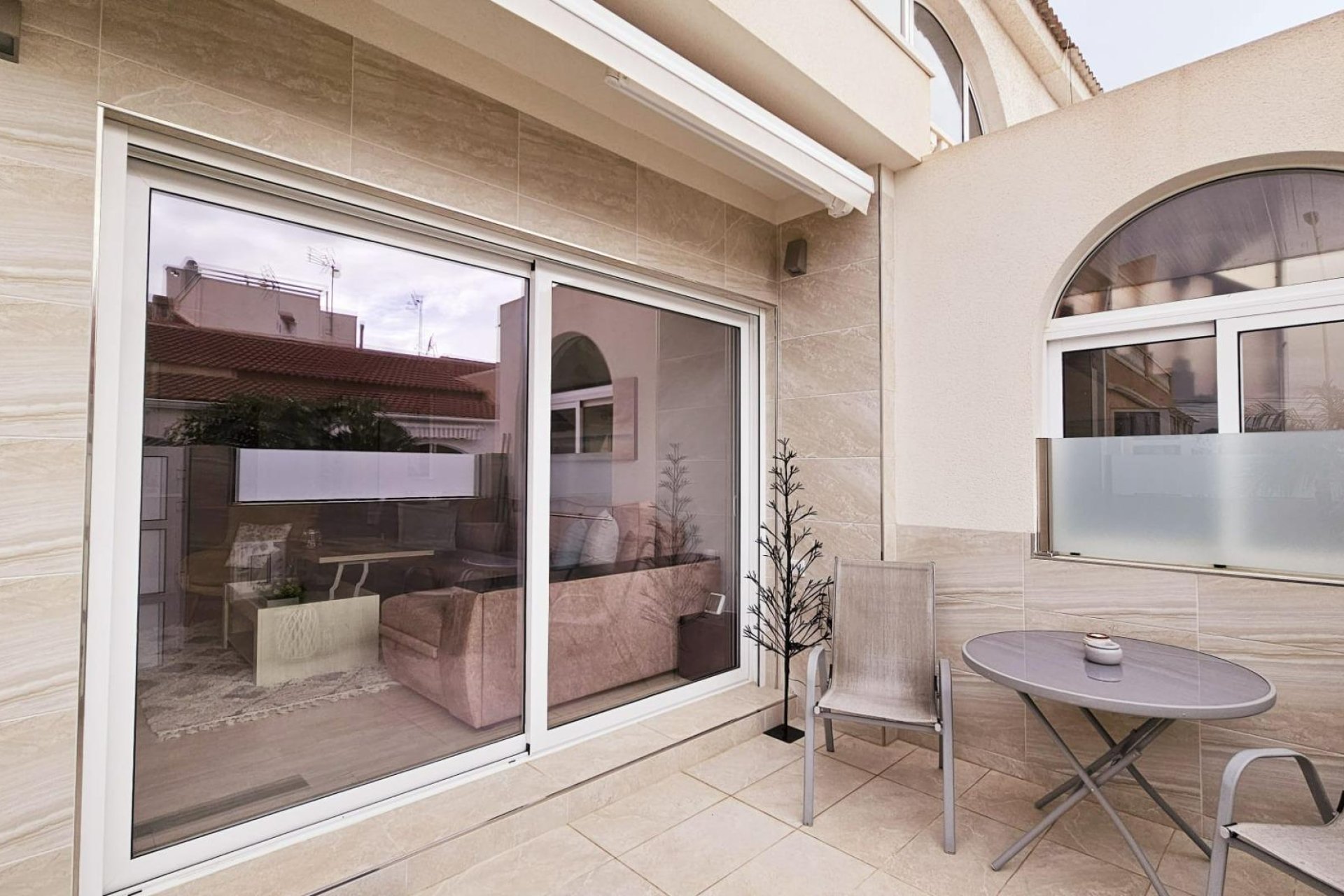 Herverkoop - Dúplex -
Torrevieja - La Siesta