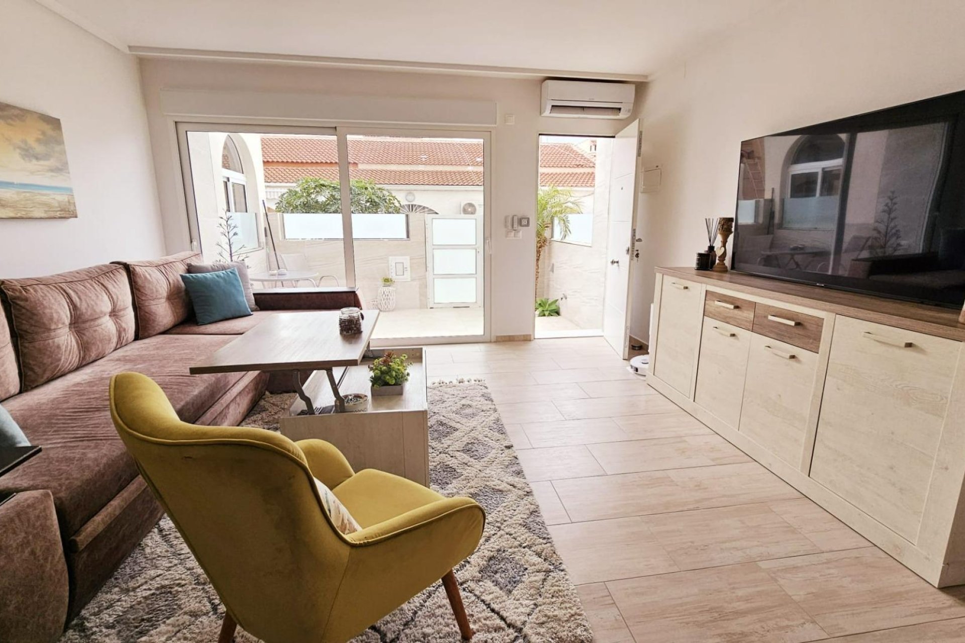 Herverkoop - Dúplex -
Torrevieja - La Siesta