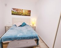 Herverkoop - Dúplex -
Torrevieja - La Siesta