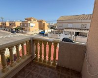 Herverkoop - Dúplex -
Torrevieja - Los Frutales