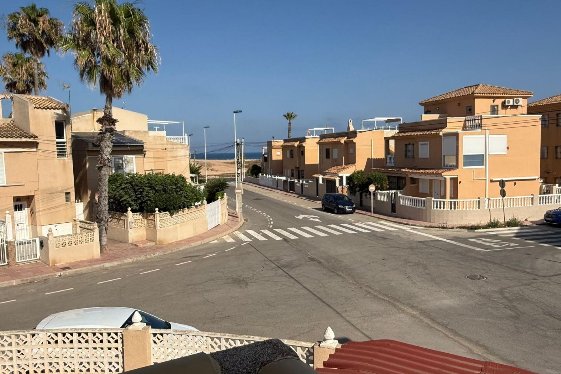 Herverkoop - Dúplex -
Torrevieja - Los Frutales