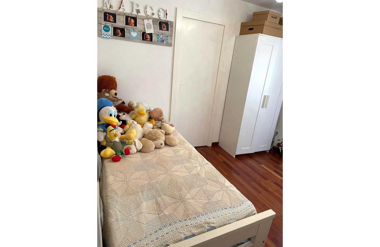 Herverkoop - Dúplex -
Torrevieja - Playa del Cura