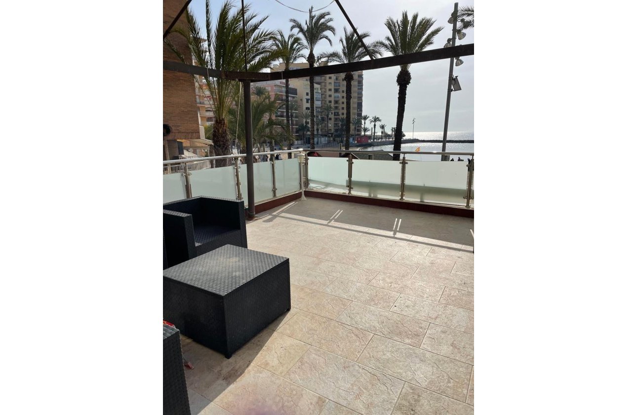 Herverkoop - Dúplex -
Torrevieja - Playa del Cura