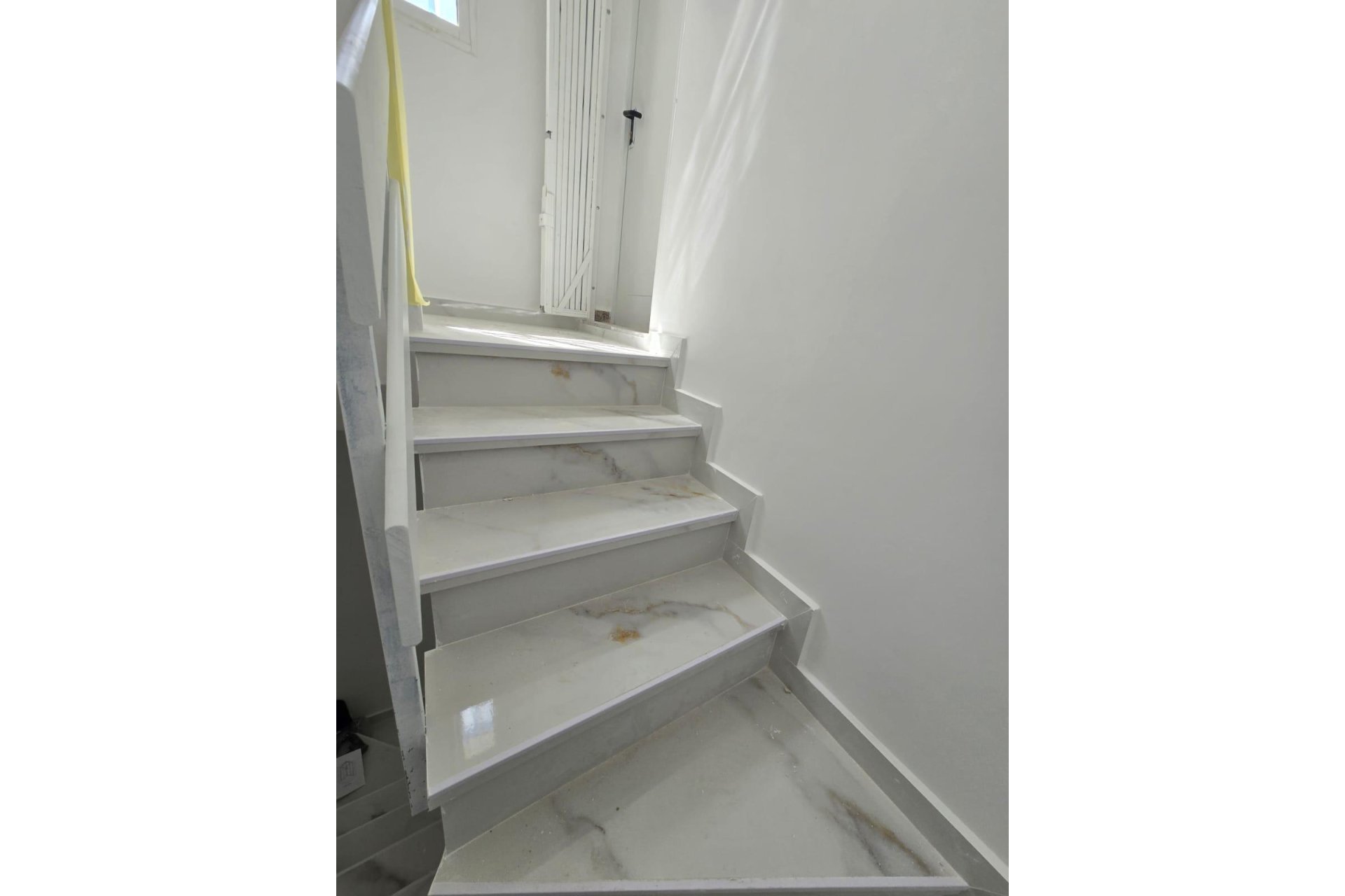 Herverkoop - Dúplex -
Torrevieja - Torretas