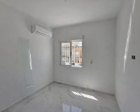 Herverkoop - Dúplex -
Torrevieja - Torretas