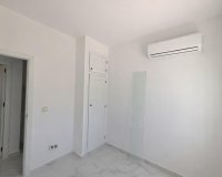 Herverkoop - Dúplex -
Torrevieja - Torretas