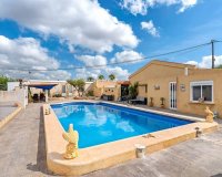 Herverkoop - Finca -
Los Montesinos - Costa Blanca