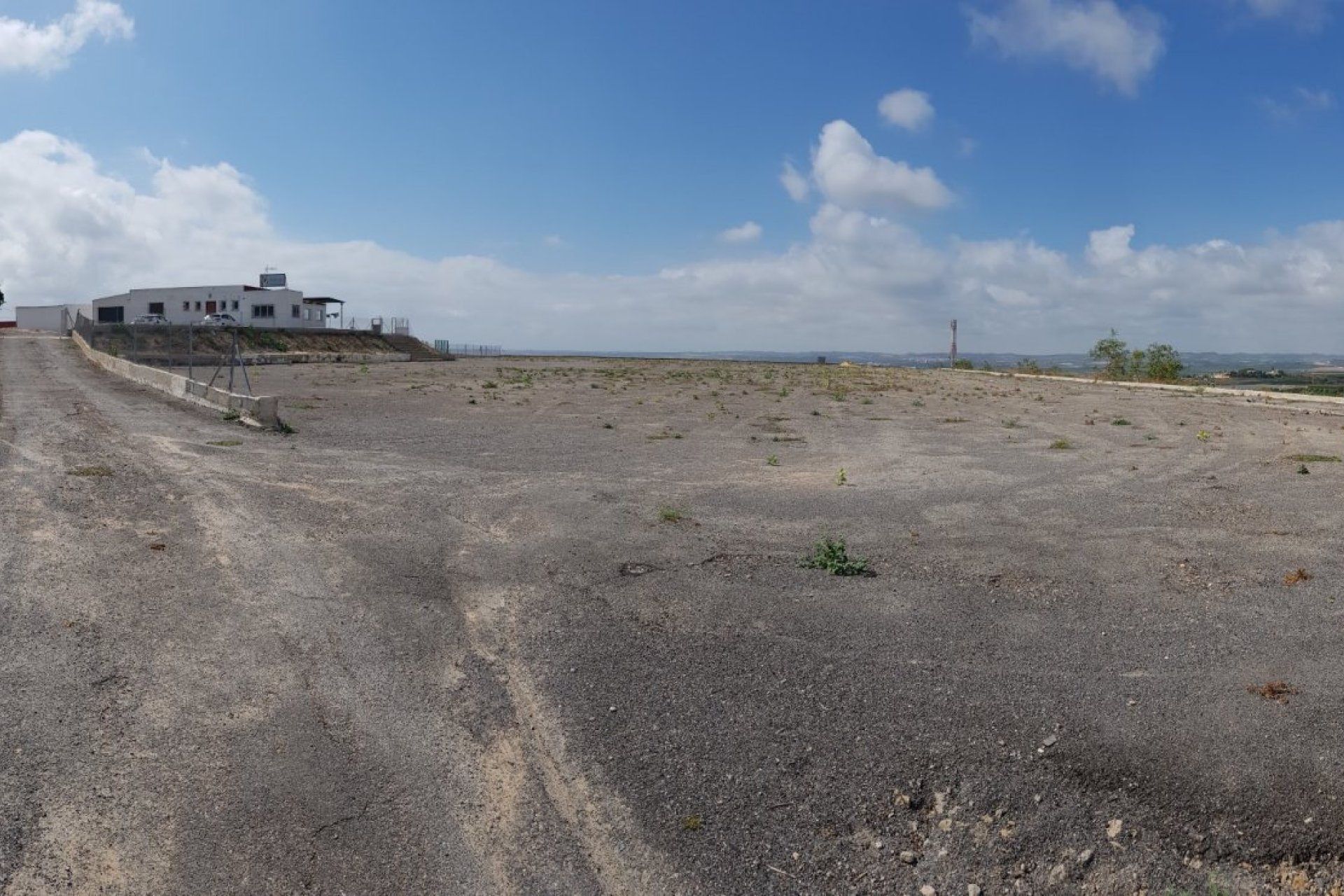 Herverkoop - Finca -
Los Montesinos