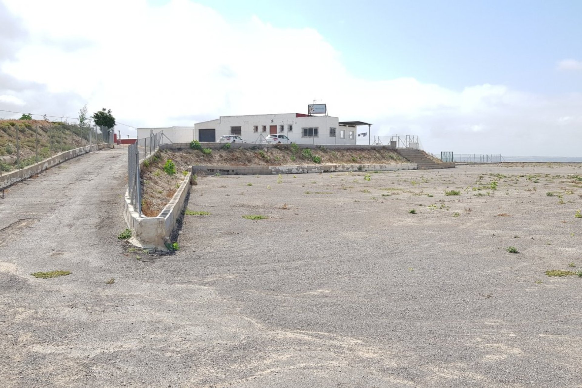 Herverkoop - Finca -
Los Montesinos